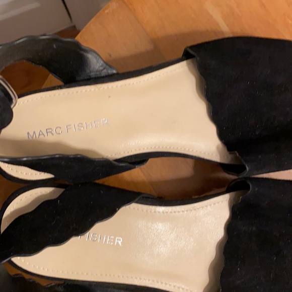 Marc Fisher Platform Wedges Heels - Picture 2 of 3